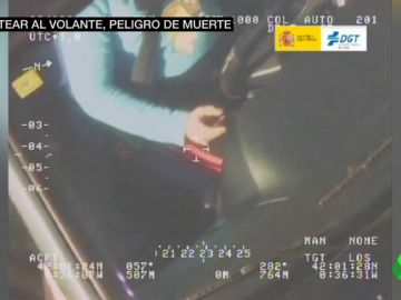 El uso del móvil al volante, la primera causa de accidente por distracción El uso del móvil al volante, la primera causa de accidente por distracción