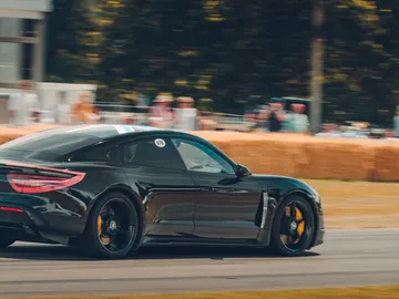 Porsche Taycan en Goodwood Porsche Taycan en Goodwood