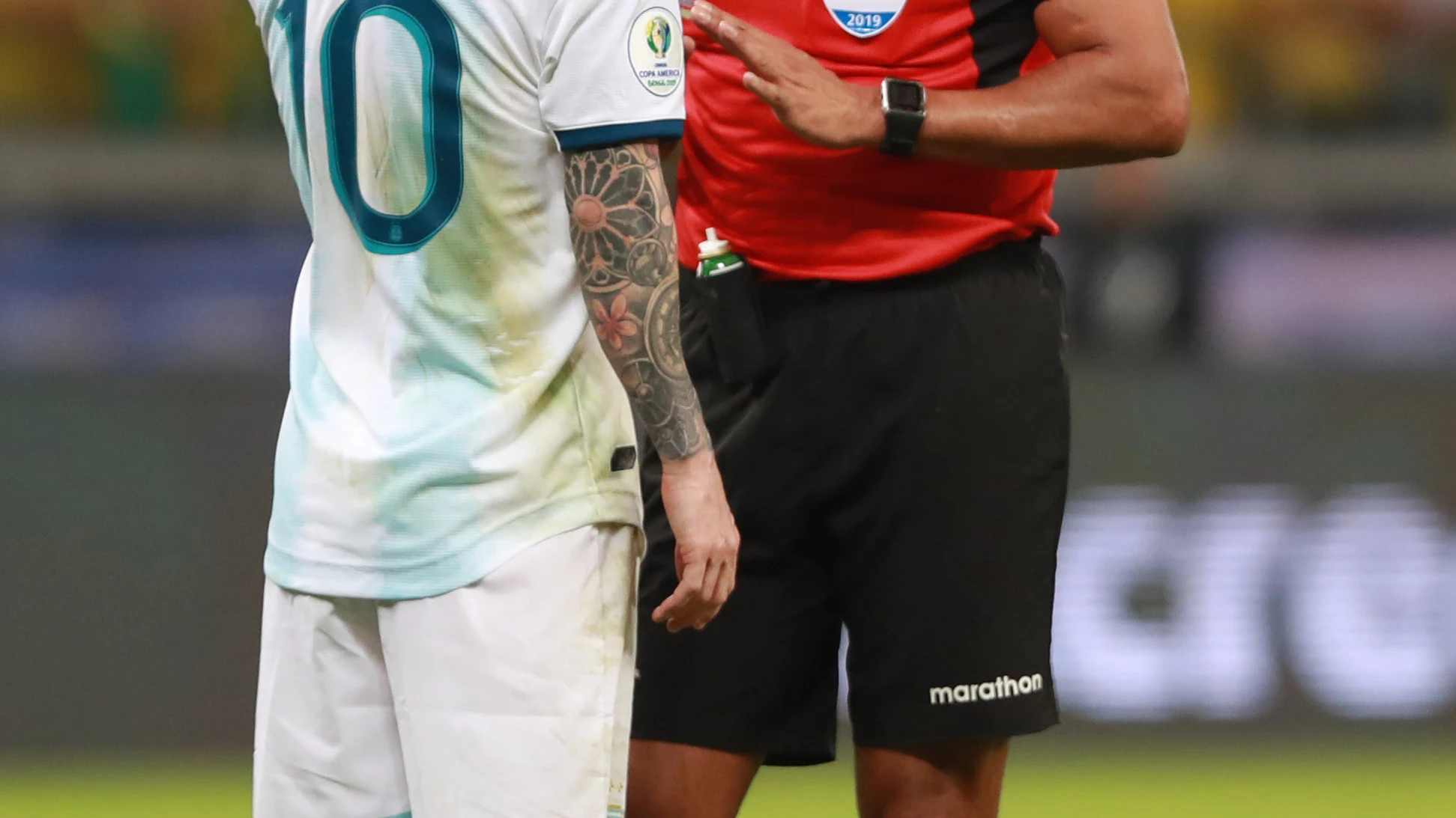 Roddy Zambrano y Leo Messi durante la Copa América