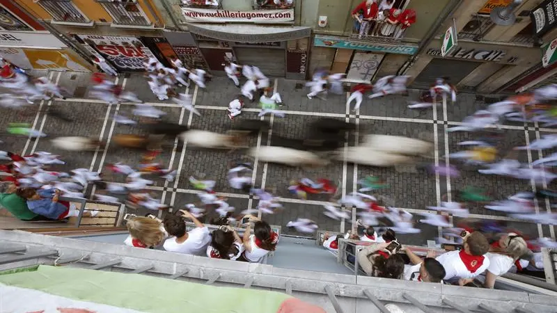 Quinto encierro de San Fermín protagonizado por los toros de Victoriano del Río