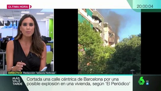 Un explosión provoca un incendio en un bloque de pisos del centro de Barcelona Un explosión provoca un incendio en un bloque de pisos del centro de Barcelona