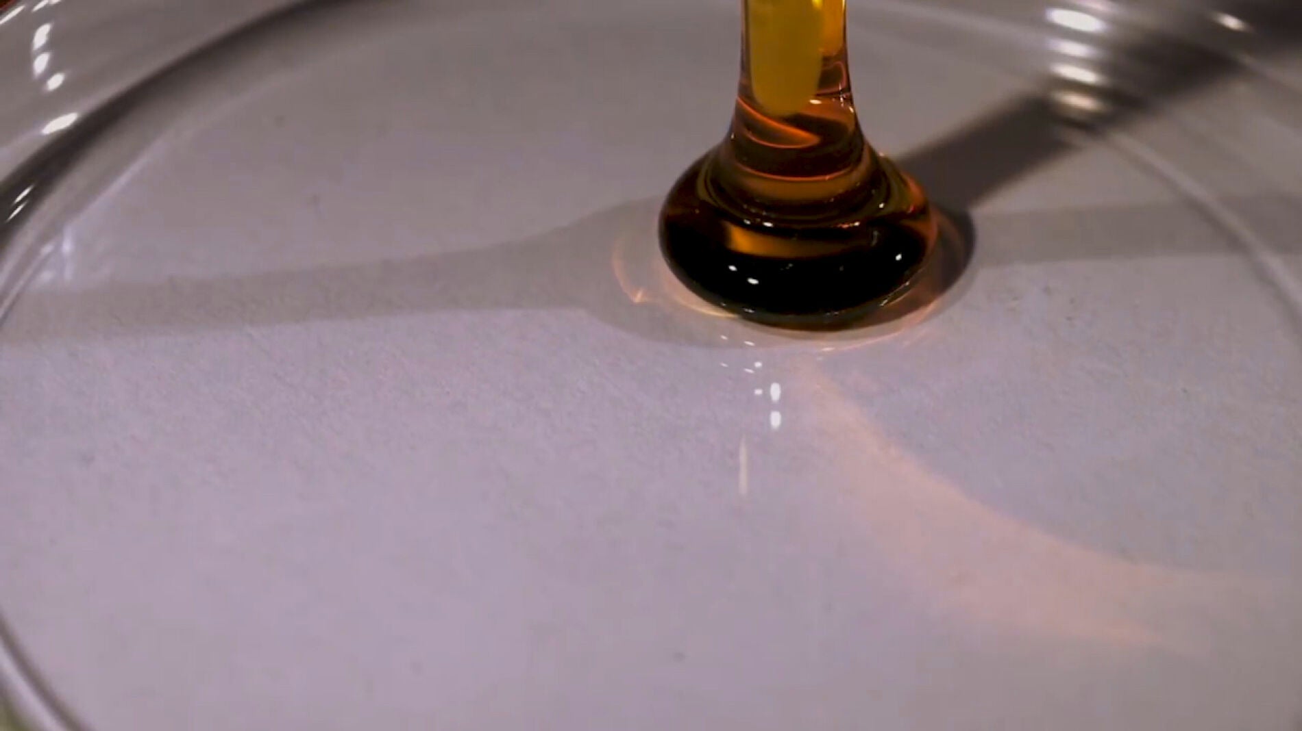 Aceite p&iacute;ldora 