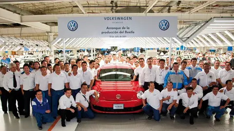 Inicio de la producción de Beetle en 2011 Inicio de la producción de Beetle en 2011