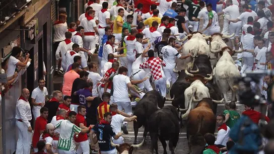 Quinto encierro de San Fermín protagonizado por los toros de Victoriano del Río Quinto encierro de San Fermín protagonizado por los toros de Victoriano del Río