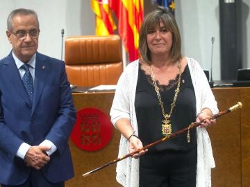 La socialista Núria Marín, nueva presidenta de la Diputación de Barcelona gracias a los votos de JxCat La socialista Núria Marín, nueva presidenta de la Diputación de Barcelona gracias a los votos de JxCat