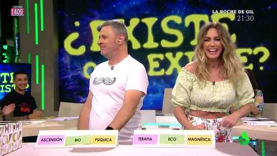 Anna Simon y Miki Nadal compiten por superar el reto: ¿Quién inventará la mejor pseudociencia? Anna Simon y Miki Nadal compiten por superar el reto: ¿Quién inventará la mejor pseudociencia?