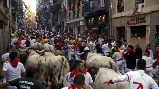 Los toros de la ganadería de Núñez del Cuvillo, durante el sexto encierro de los Sanfermines 2019 Los toros de la ganadería de Núñez del Cuvillo, durante el sexto encierro de los Sanfermines 2019