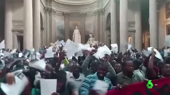 Piden en París una regularización de la situación de los inmigrantes indocumentados Piden en París una regularización de la situación de los inmigrantes indocumentados.