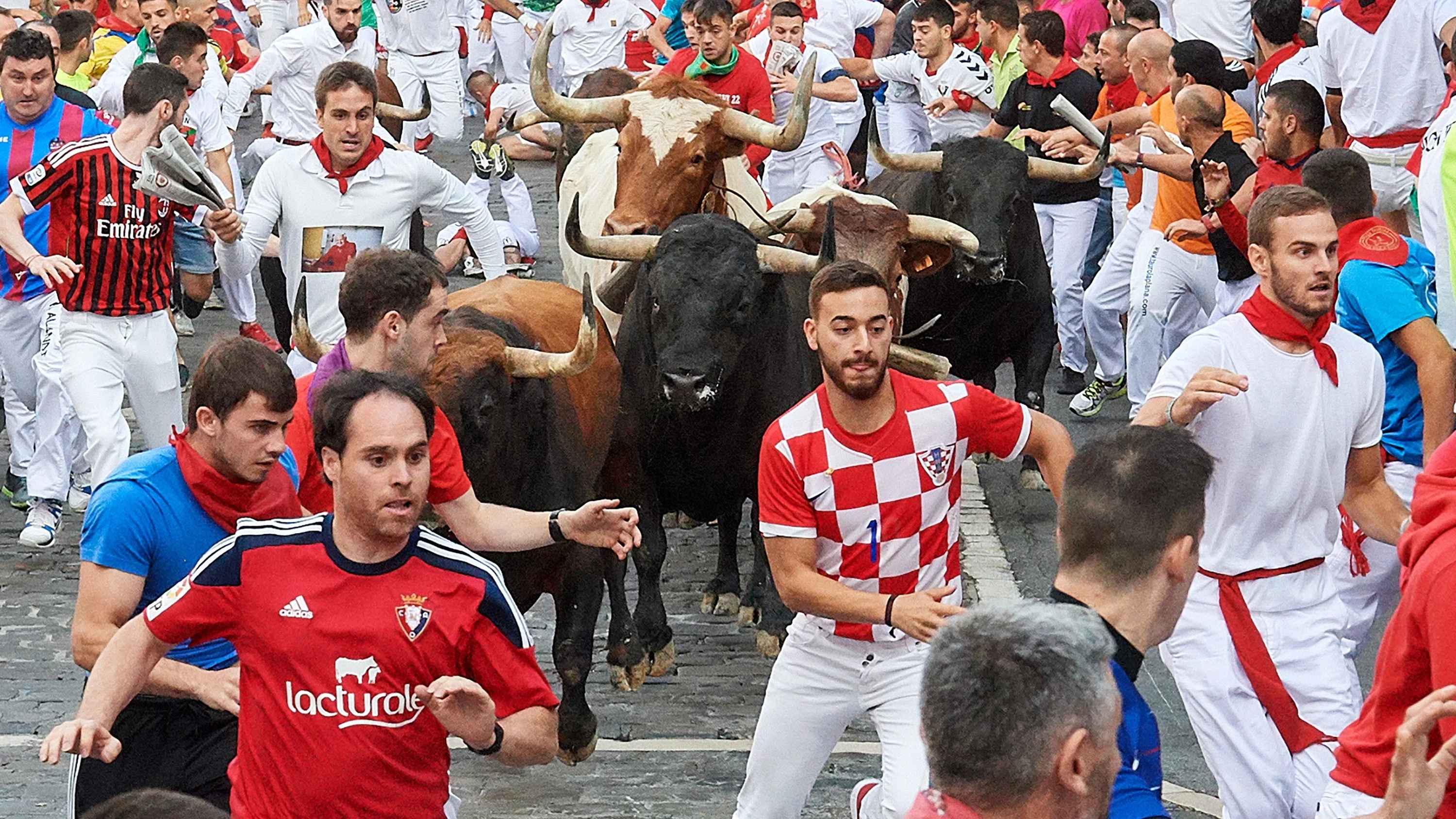 La Palmosilla debuta en Sanfermines con un encierro veloz y limpio