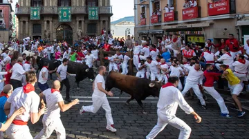 Séptimo encierro de los Sanfermines 2019, con toros de La Palmosilla, de Tarifa (Cádiz)