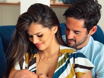 Isco Alarcón, Sara Sálamo y el pequeño Theo Isco Alarcón, Sara Sálamo y el pequeño Theo