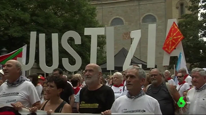Manifestación en Pamplona para pedir "justicia" por los jóvenes de Alsasua encarcelados Manifestación en Pamplona para pedir "justicia" por los jóvenes de Alsasua encarcelados