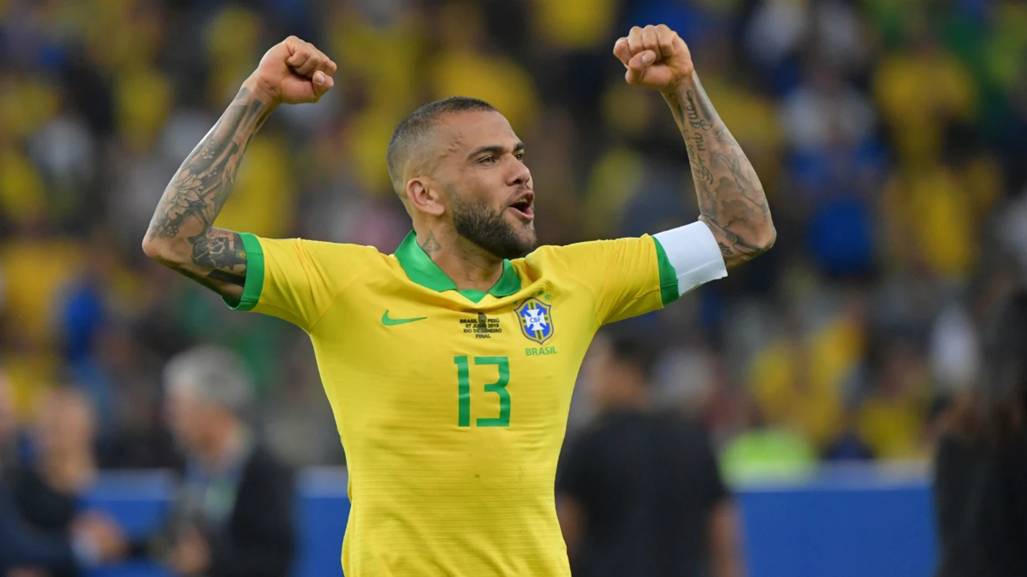 Dani Alves, con Brasil Dani Alves, con Brasil