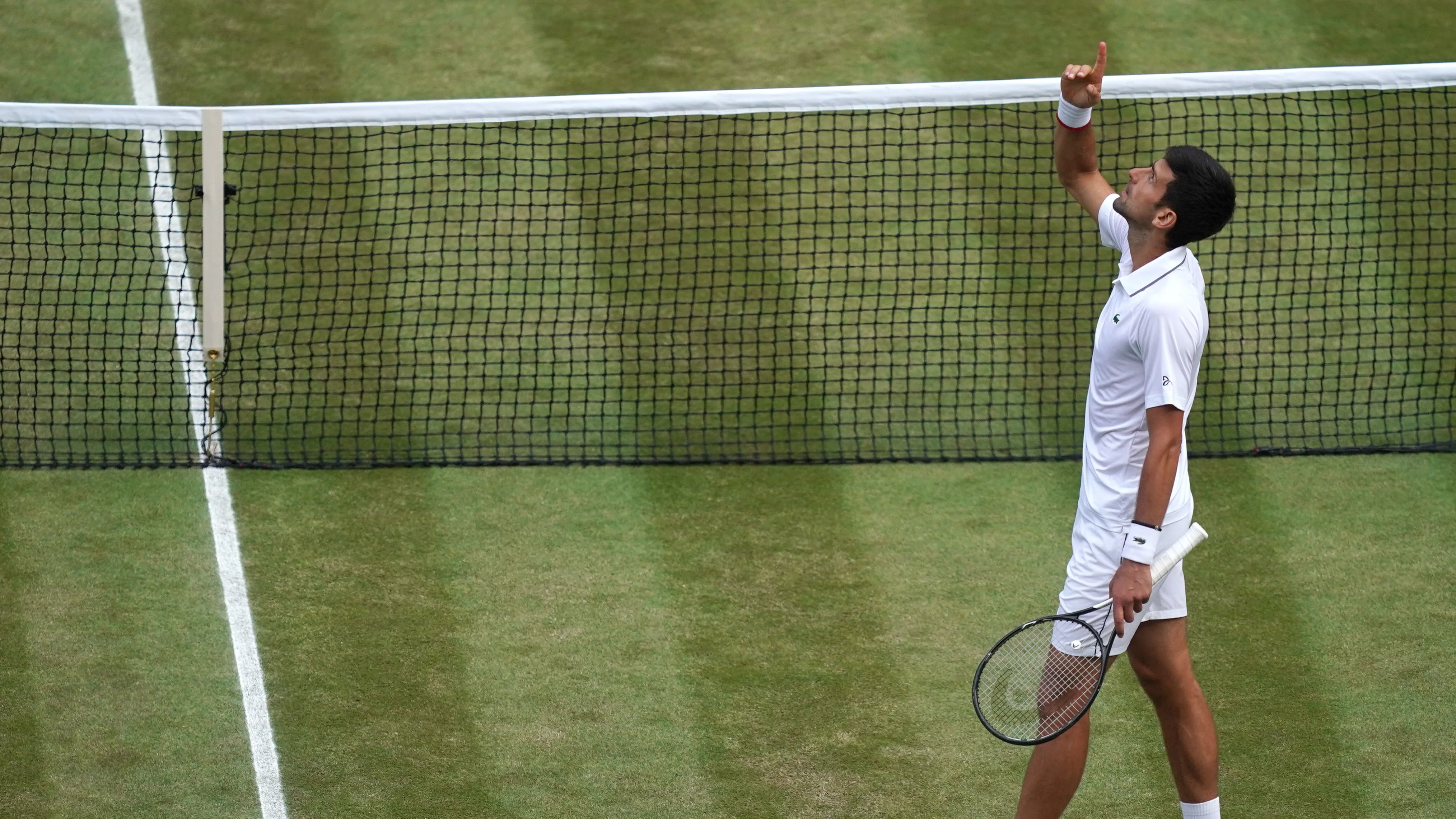 Djokovic celebra el título de Wimbledon