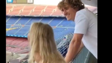 Antoine Griezmann, junto a su hija