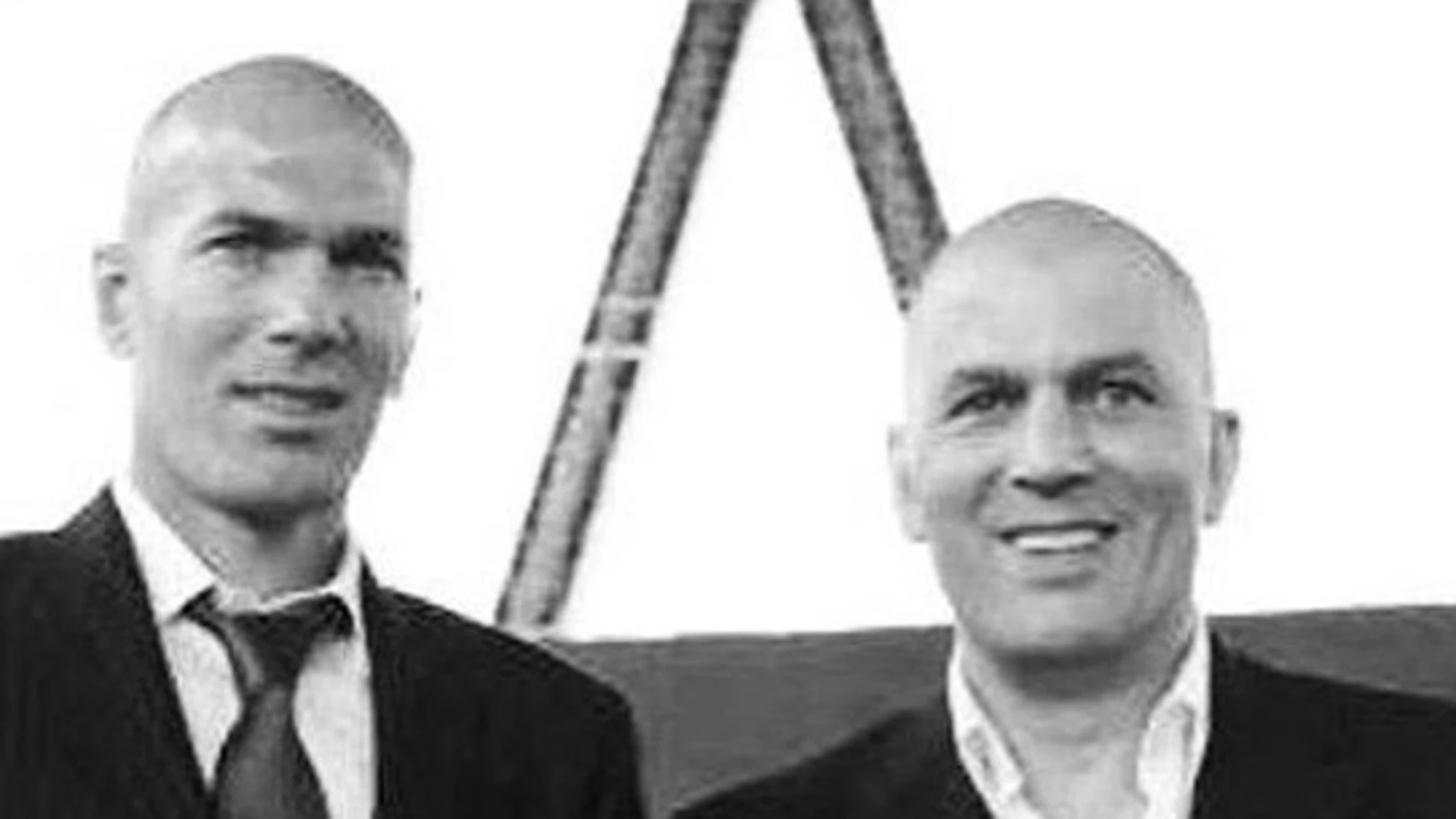 Zidane, junto a su hermano Farid