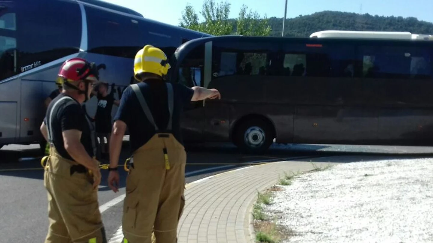 Siniestro entre dos autobuses Siniestro entre dos autobuses
