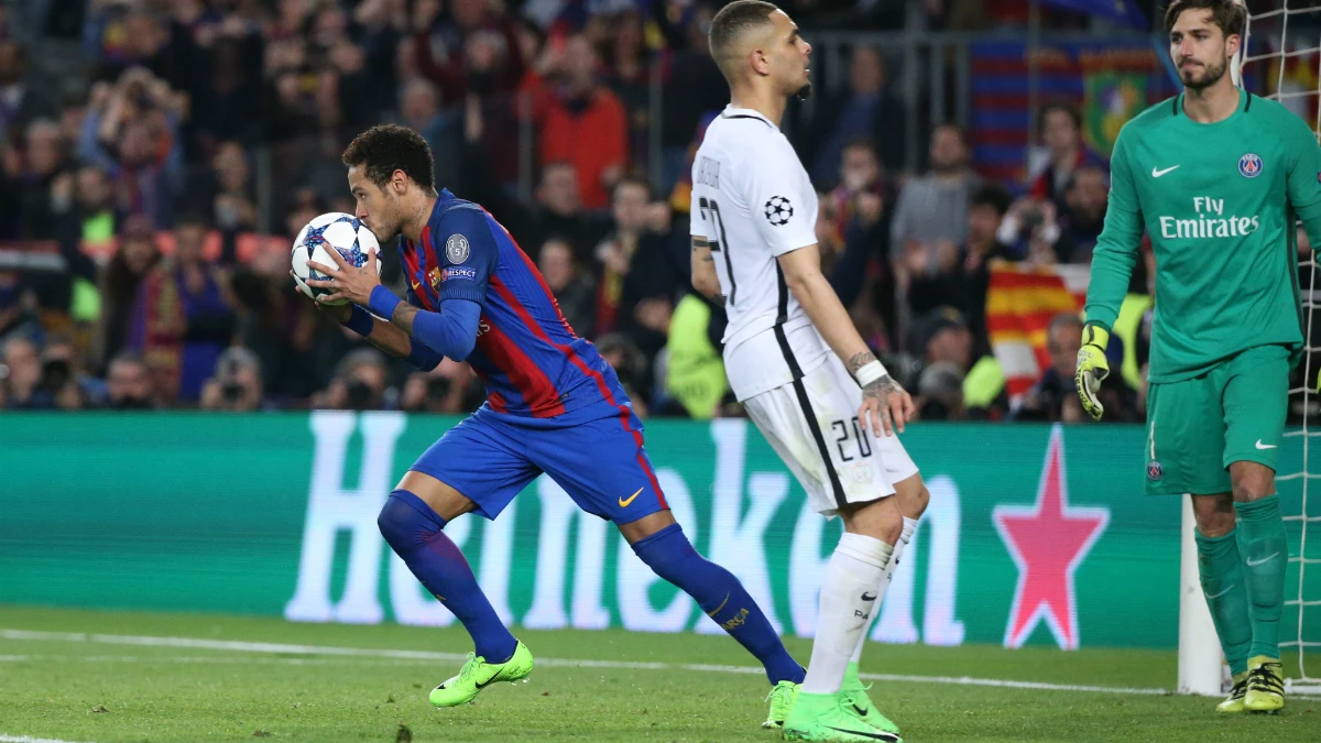 Neymar celebra un gol con el Barcelona ante el PSG