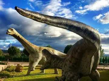 Dinosaurios en Dinópolis Dinosaurios en Dinópolis