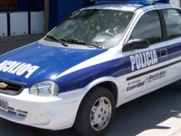 Coche de la Policía argentina. Coche de la Policía argentina.
