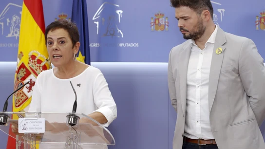 ERC y Bildu se abstendrán para facilitar un "gobierno progresista" ERC y Bildu se abstendrán para facilitar un "gobierno progresista"