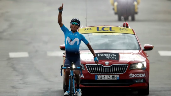 Nairo Quintana celebra una victoria de etapa Nairo Quintana celebra una victoria de etapa