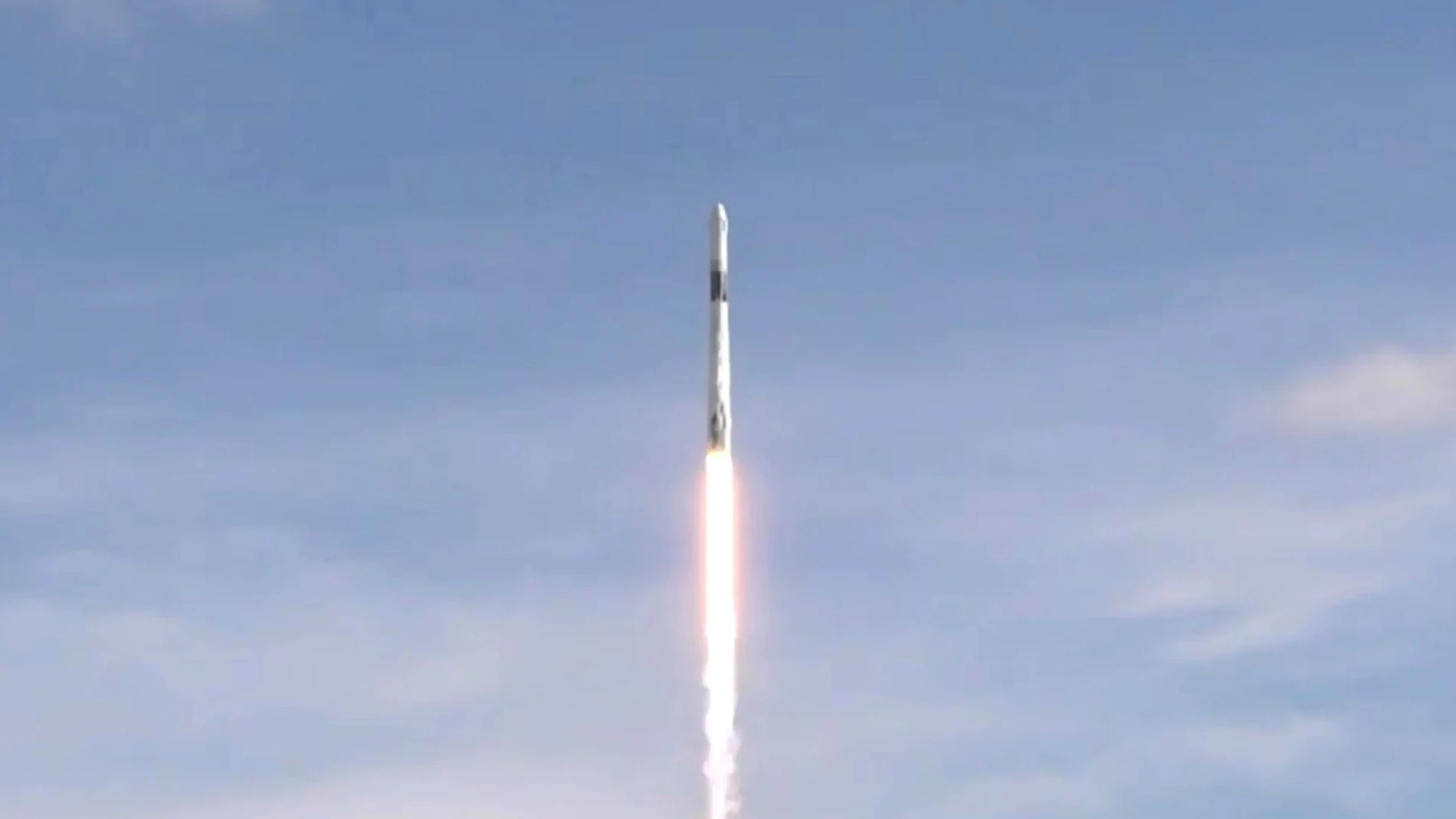 SpaceX envía la cápsula Dragon con suministros a la Estación Espacial