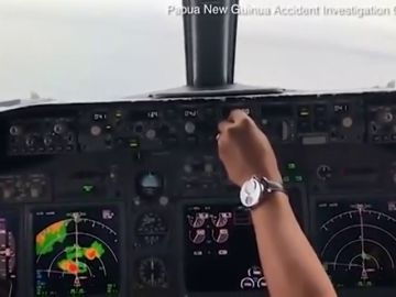 El angustioso vídeo que recoge desde la cabina de un avión los últimos segundos antes de estrellarse El angustioso vídeo que recoge desde la cabina de un avión los últimos segundos antes de estrellarse