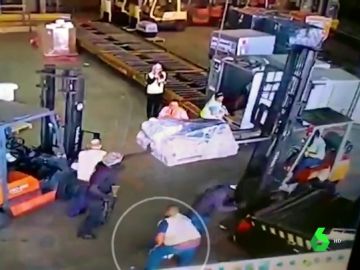 Ladrones disfrazados de policías roban 750 kilos de oro en el mayor aeropuerto de Brasil Ladrones disfrazados de policías roban 750 kilos de oro en el mayor aeropuerto de Brasil