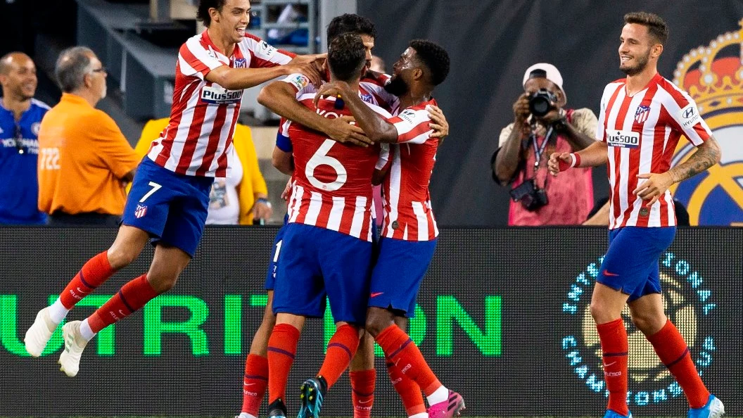 Jugadores del Atlético en el derbi con el Madrid