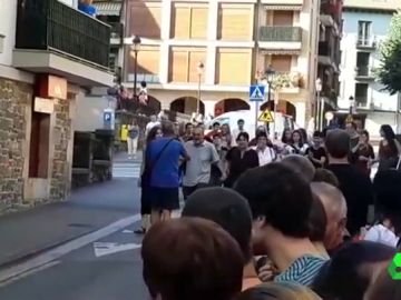 Recibimiento al etarra Xabier Ugarte Villar en la localidad de Otañi, en Guipúzcoa Recibimiento al etarra Xabier Ugarte Villar en la localidad de Otañi, en Guipúzcoa
