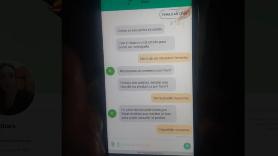 Imagen de la conversación entre un empleado de una app de 'delivery' y un trabajador tras sufrir un accidente Imagen de la conversación entre un empleado de una app de 'delivery' y un trabajador tras sufrir un accidente