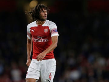 Mohamed Elneny, disputando un partido con el Arsenal Mohamed Elneny, disputando un partido con el Arsenal