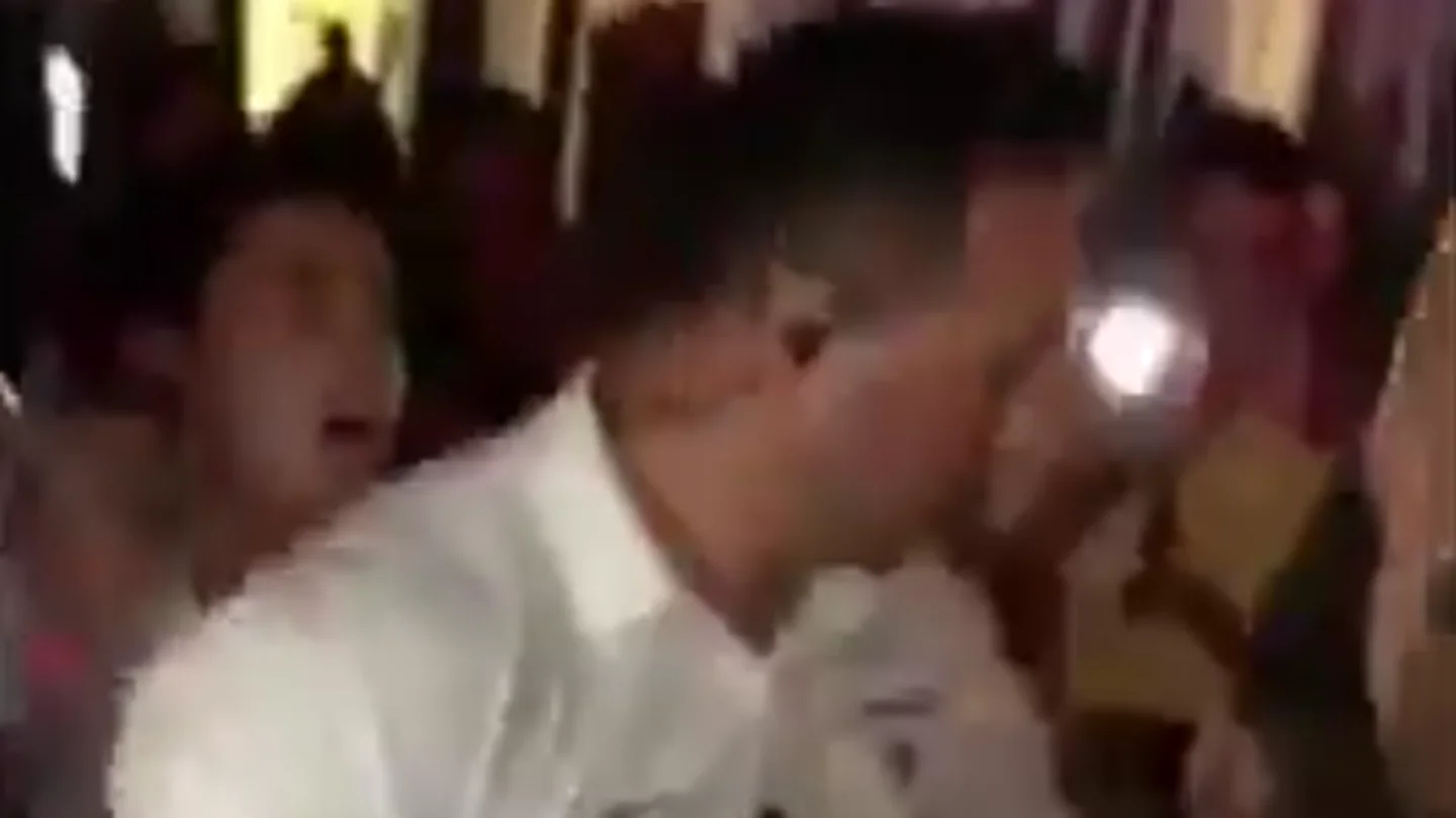 Un hombre increpa a Messi en Ibiza Un hombre increpa a Messi en Ibiza
