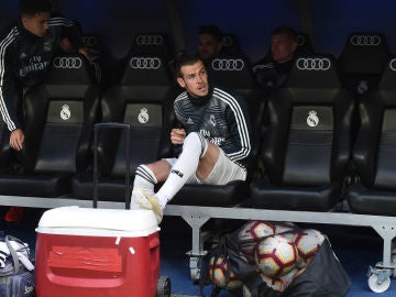 Gareth Bale, en el banquillo del Real Madrid Gareth Bale, en el banquillo del Real Madrid