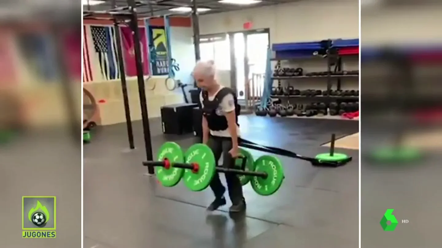 El extremo entrenamiento de Lauren Bruzzone, la 'abuela del CrossFit', a sus 72 años El extremo entrenamiento de Lauren Bruzzone, la 'abuela del CrossFit', a sus 72 años
