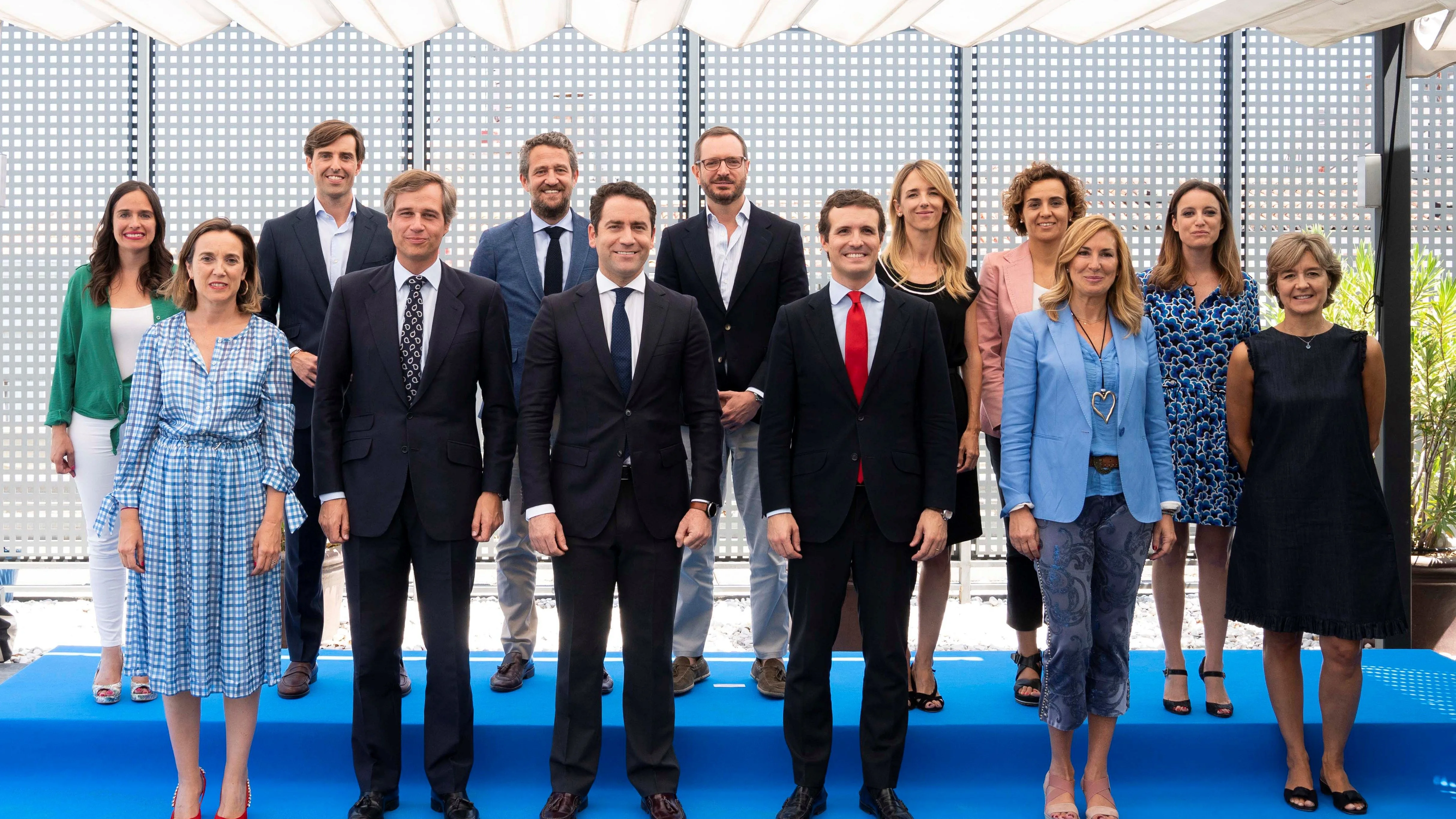 Pablo Casado junto al resto de integrantes del nuevo Comité de Dirección del PP