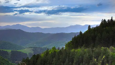 Dilijan (Armenia) Dilijan (Armenia)
