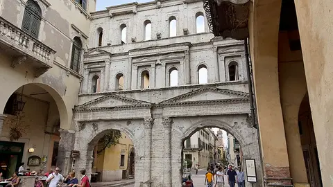 Porta dei Bórsari Porta dei Bórsari