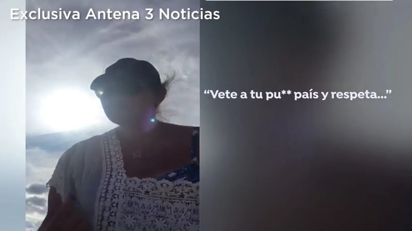 El ataque racista a dos jóvenes por hablar español en una playa de Nueva York: "Eres extranjero, vete a tu país" El ataque racista a dos jóvenes por hablar español en una playa de Nueva York: "Eres extranjero, vete a tu país"