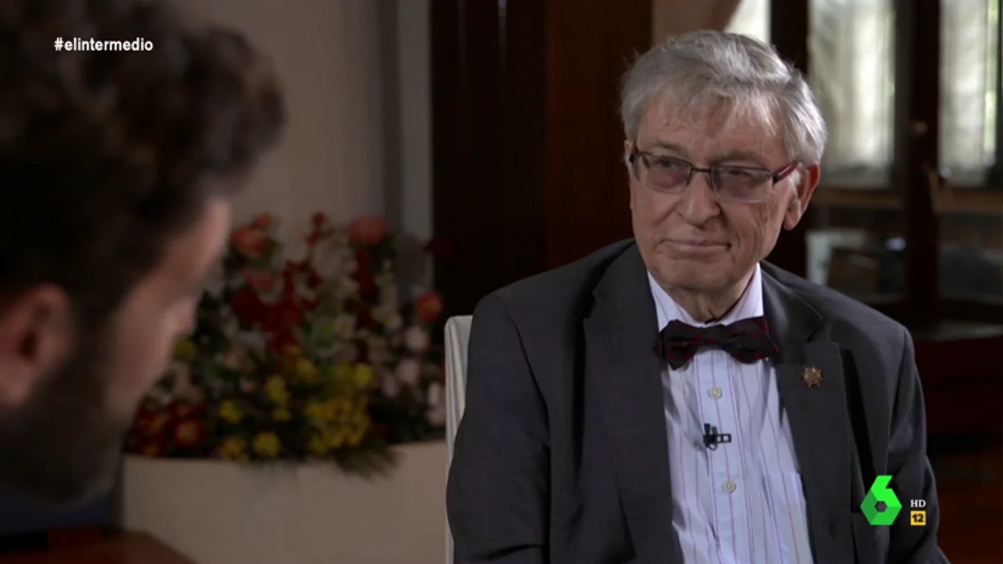 Esta fue la denuncia del historiador Ángel Viñas sobre la exhumación de Franco Esta fue la denuncia del historiador Ángel Viñas sobre la exhumación de Franco: "España no ha arreglado sus cuentas con el pasado"
