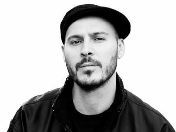El cantante Lírico, de Violadores del Verso El cantante Lírico, de Violadores del Verso