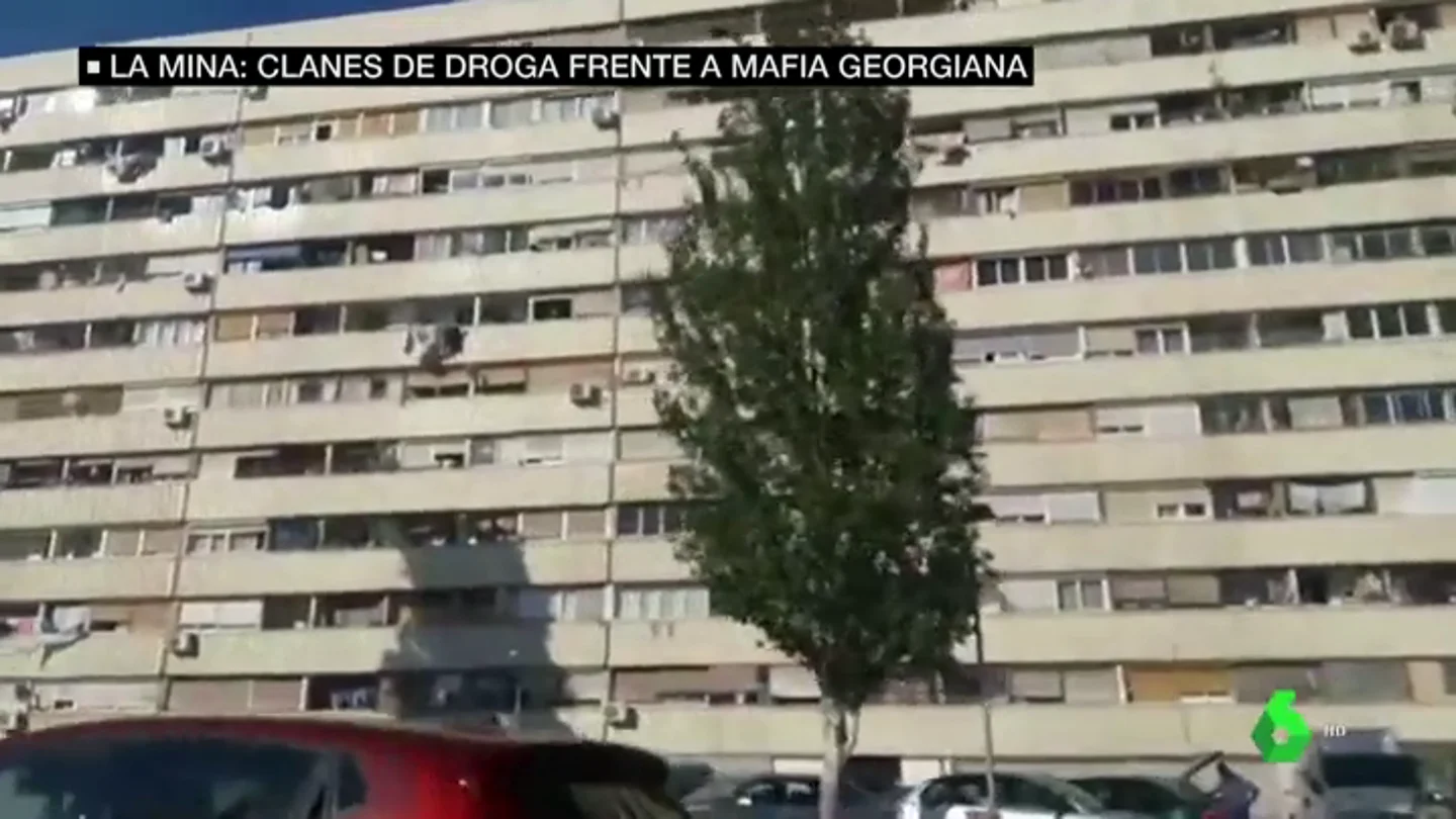 El barrio de La Mina vuelve a ser epicentro del crimen tres décadas después: de El Vaquilla a las mafias georgianas El barrio de La Mina vuelve a ser epicentro del crimen tres décadas después: de El Vaquilla a las mafias georgianas