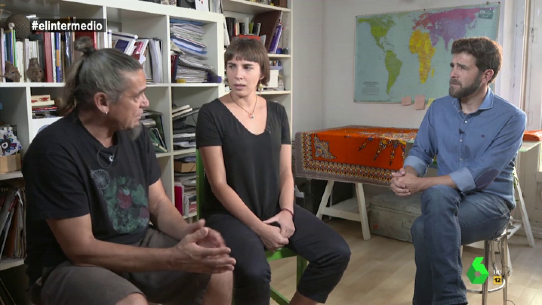 Así chantajearon a dos jóvenes para echarles de un piso alquilado: "Nos devolvían los recibos"