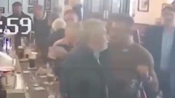 McGregor, en el vídeo de su puñetazo a un anciano
