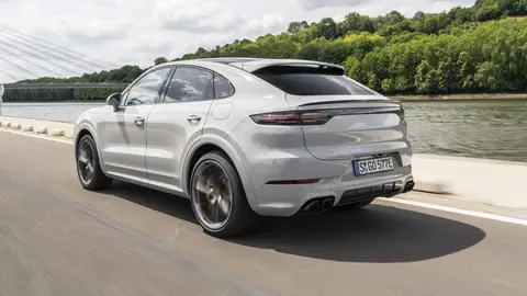Porsche Cayenne  Porsche Cayenne