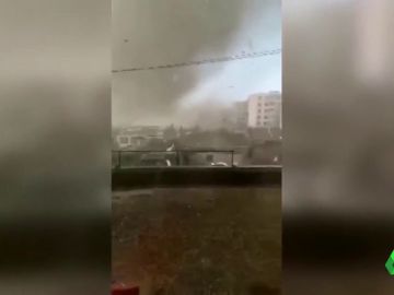 Imágenes de un tornado en el noreste de China Imágenes de un tornado en el noreste de China