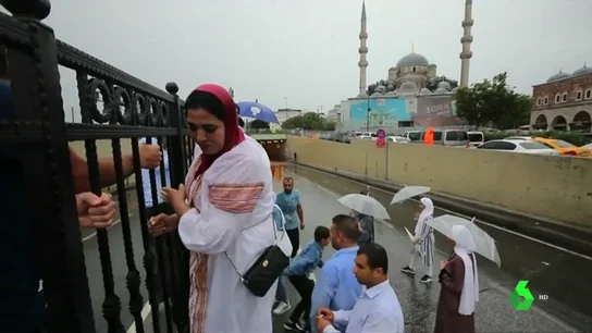 Las fuertes tormentas dejan un muerto y varios destrozos en Estambul, Turquía Las fuertes tormentas dejan un muerto y varios destrozos en Estambul, Turquía.