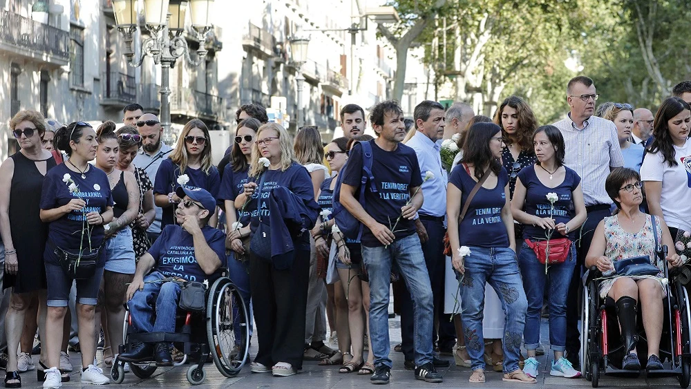 Familiares de las víctimas y afectados por del atentado terrorista del 17A en Barcelona.