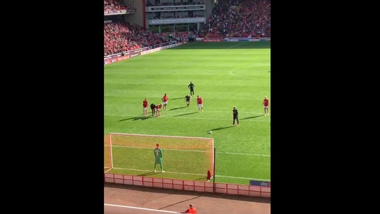 Lyle Taylor Lyle Taylor